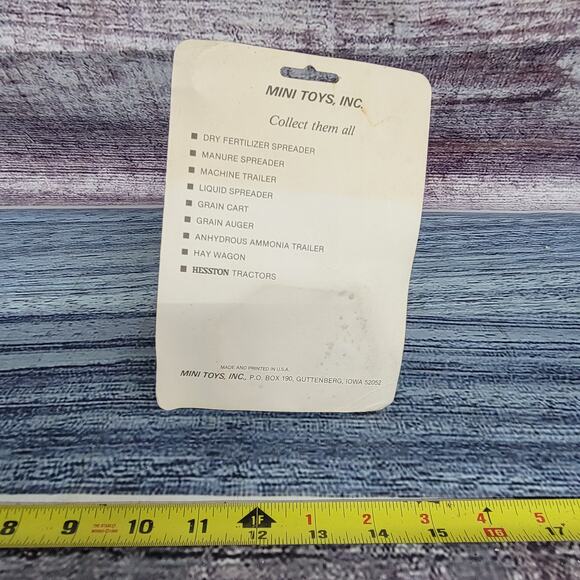 Vtg Mini Toys 1/64 scale Hesston 1180 Turbo die-cast/plastic tractor brown/black - Picture 9 of 9